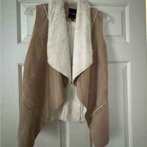 Me Jane Faux Fur Faux Suede Vest